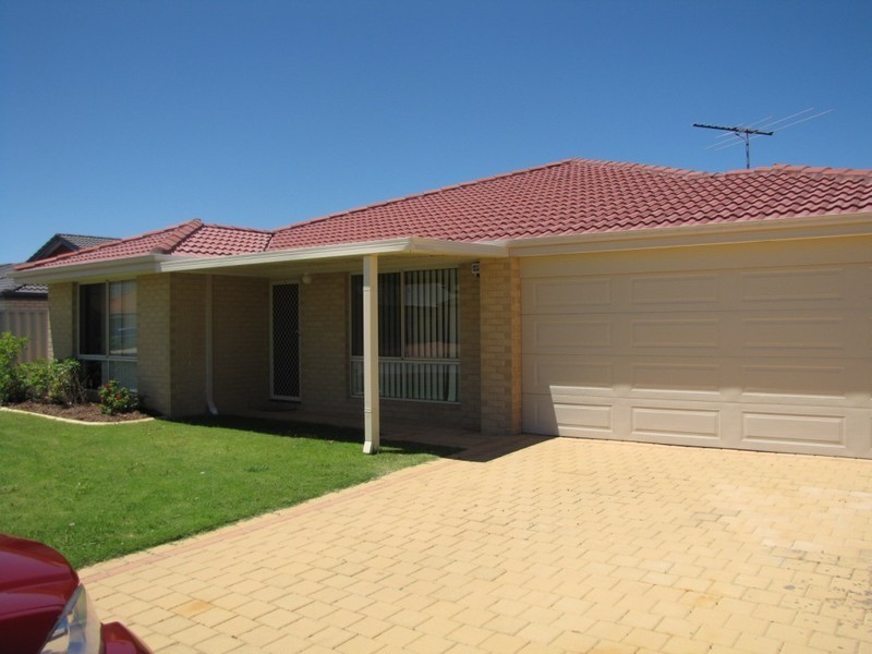 9 Pimento Circle, Port Kennedy WA 6172