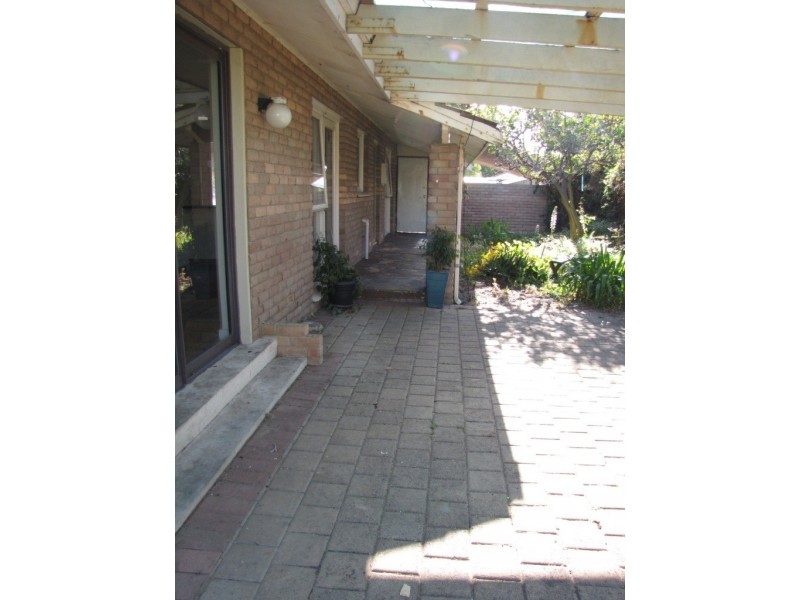 6 Leo Place, Rockingham WA 6168