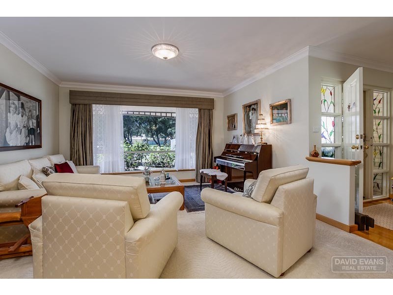 18 Reflection Mews, Safety Bay WA 6169