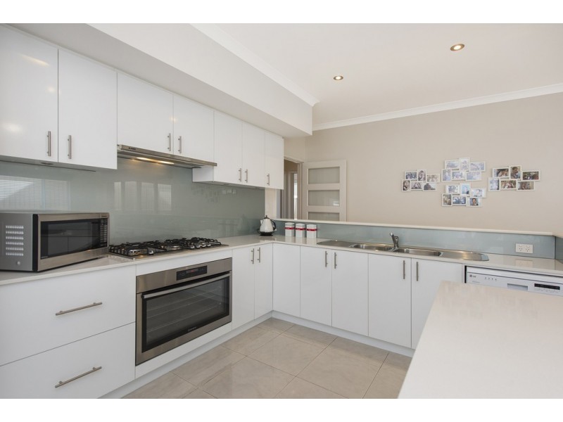 13 Barred Corner, Baldivis WA 6171