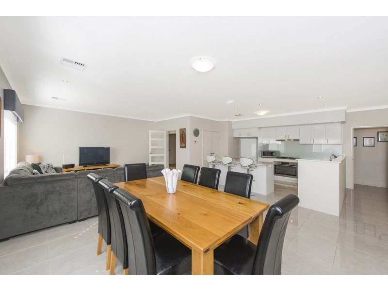 13 Barred Corner, Baldivis WA 6171