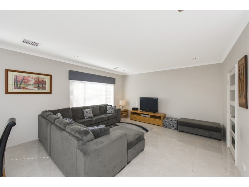 13 Barred Corner, Baldivis WA 6171