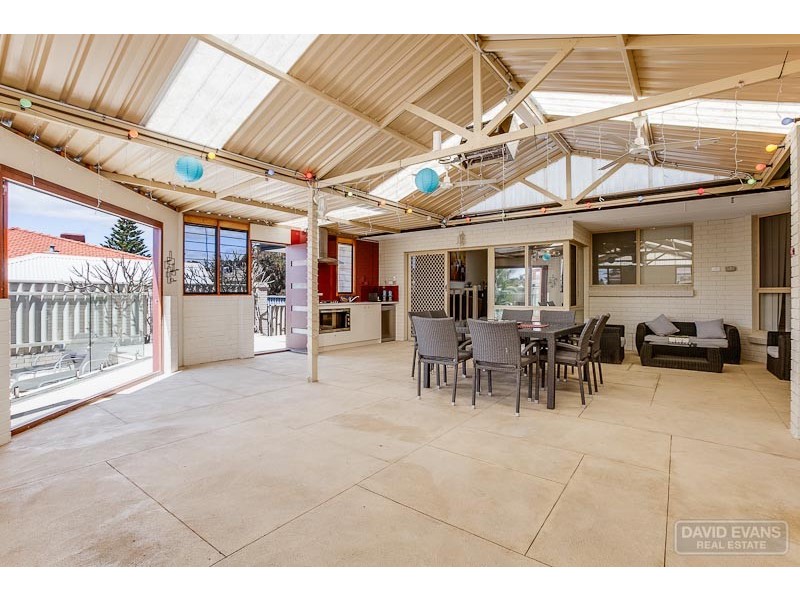 20 Kingsford Court, Port Kennedy WA 6172