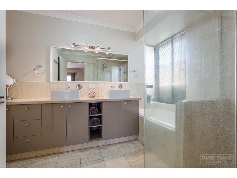 20 Kingsford Court, Port Kennedy WA 6172