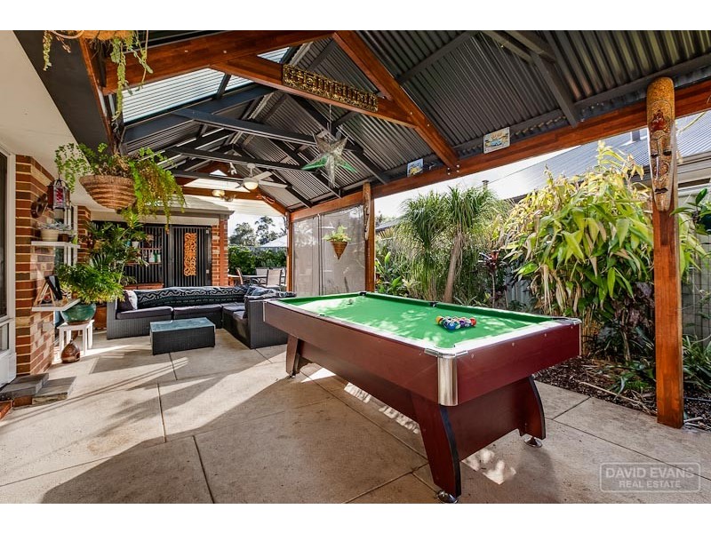 10 Glastonbury Street, Leda WA 6170