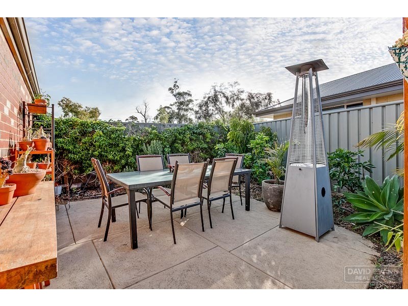 10 Glastonbury Street, Leda WA 6170