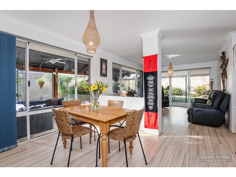 10 Glastonbury Street, Leda WA 6170