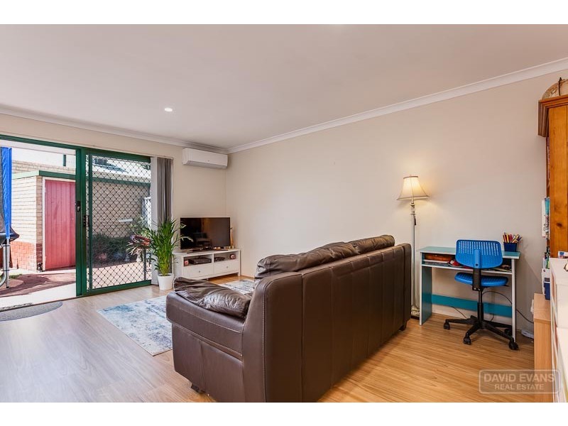 3/14 Hawkins Street, Rockingham WA 6168