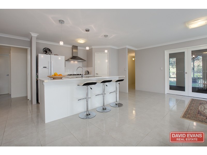 15 Dardanup Lane, Baldivis WA 6171