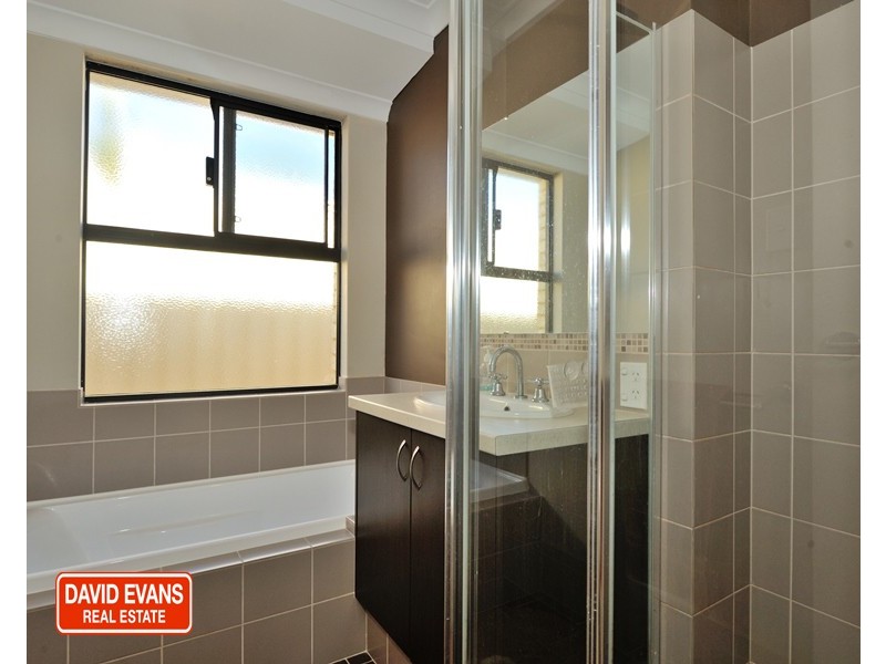 40 Greeson Parkway, Secret Harbour WA 6173