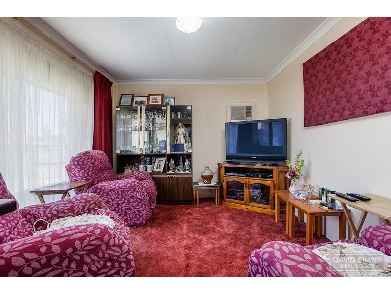 111 Willmott Drive, Cooloongup WA 6168