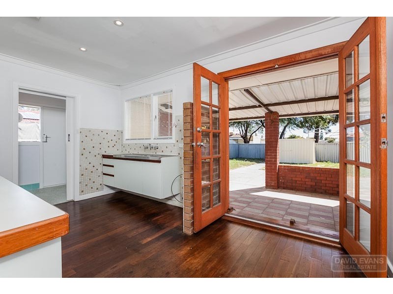27 Andromeda Street, Rockingham WA 6168