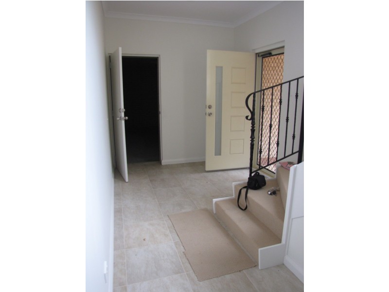 Unit 2/26 Thorpe, Rockingham WA 6168