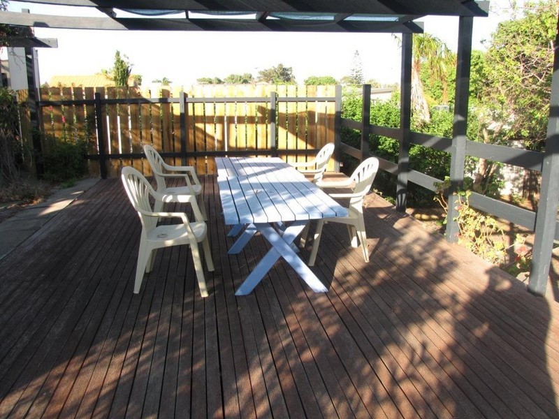 14 Smythe Street, Rockingham WA 6168