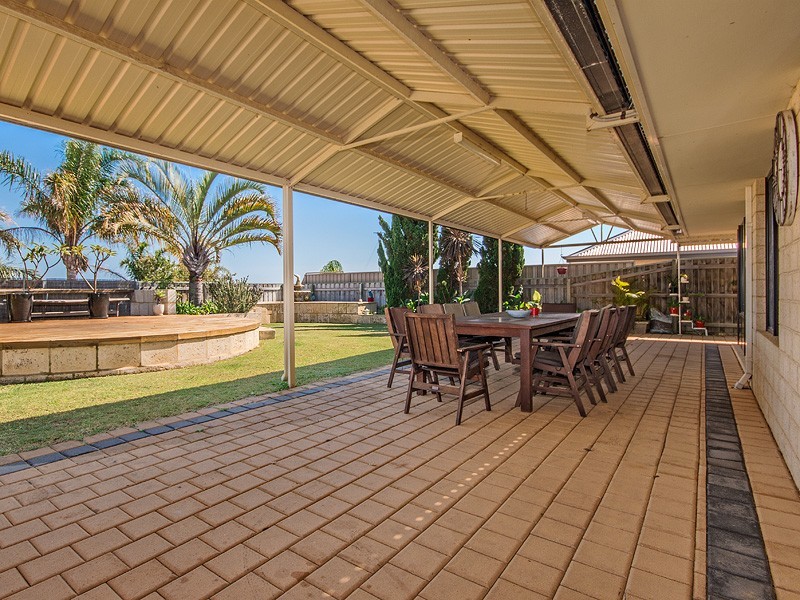 12 The Ridge, Halls Head WA 6210