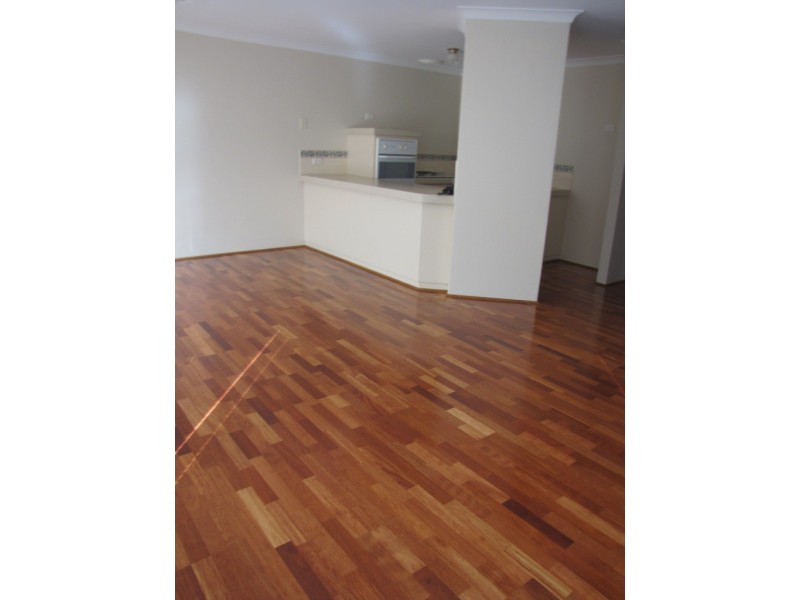 2 Unit 3 Redbud Mews, Cooloongup WA 6168