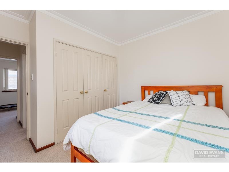 2/67 Harrison Street, Rockingham WA 6168