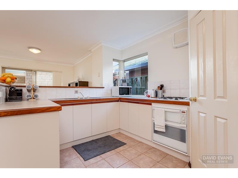 2/67 Harrison Street, Rockingham WA 6168