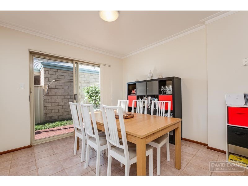 2/67 Harrison Street, Rockingham WA 6168