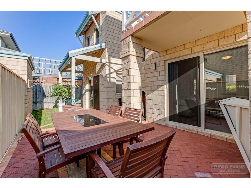 2/67 Harrison Street, Rockingham WA 6168
