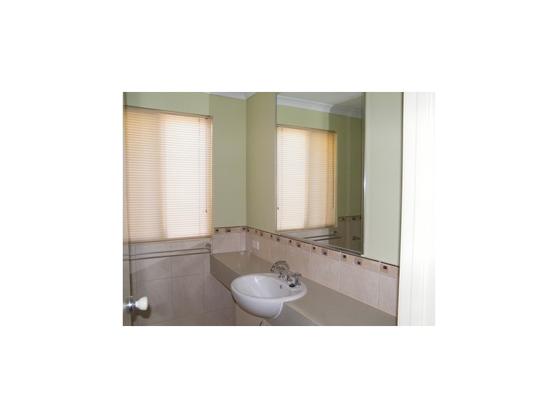 17 Oceanrunner Boulevard, Shoalwater WA 6169