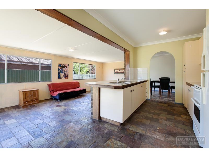 2 Merilup Court, Hillman WA 6168