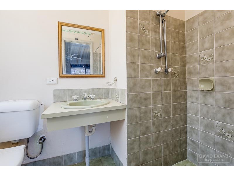 29 Woodley Way, Parmelia WA 6167
