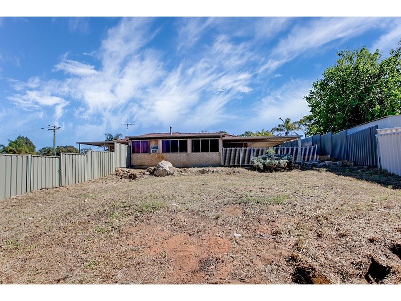 29 Woodley Way, Parmelia WA 6167
