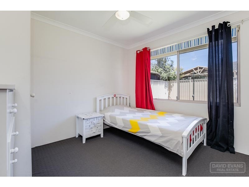 2 St Ettiene Gardens, Port Kennedy WA 6172