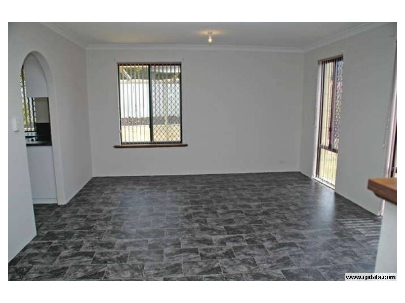 2 Congha Court, Hillman WA 6168