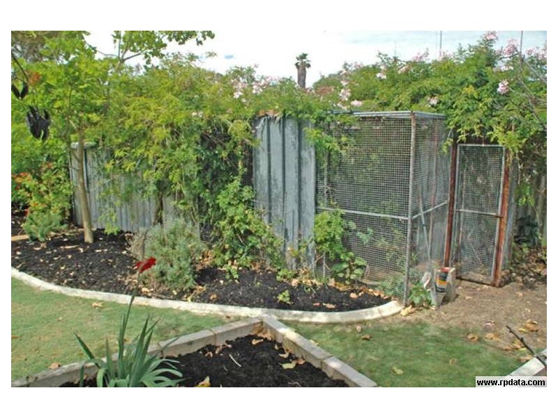 2 Congha Court, Hillman WA 6168