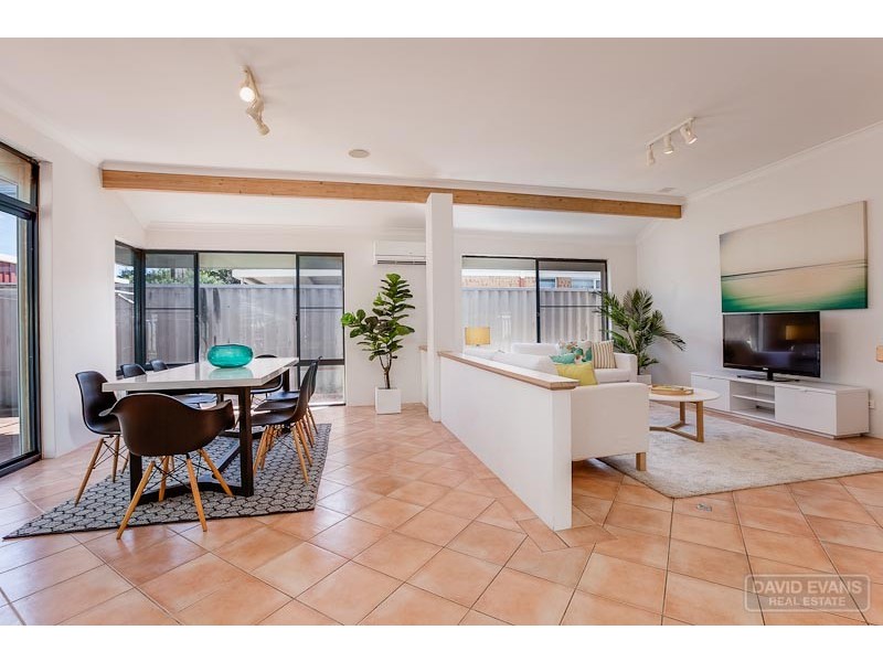 9 Bonnydoon Court, Cooloongup WA 6168