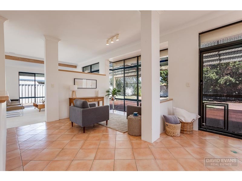 9 Bonnydoon Court, Cooloongup WA 6168