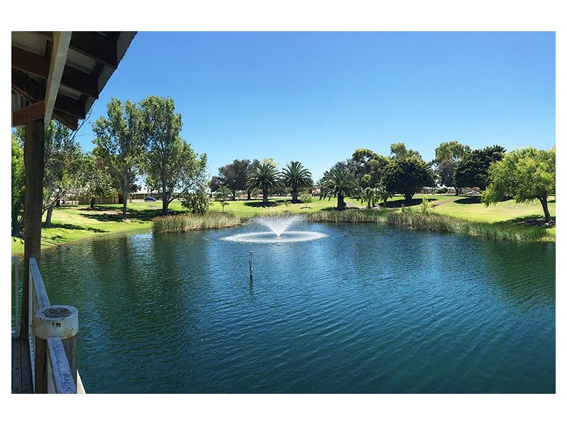 9 Bonnydoon Court, Cooloongup WA 6168