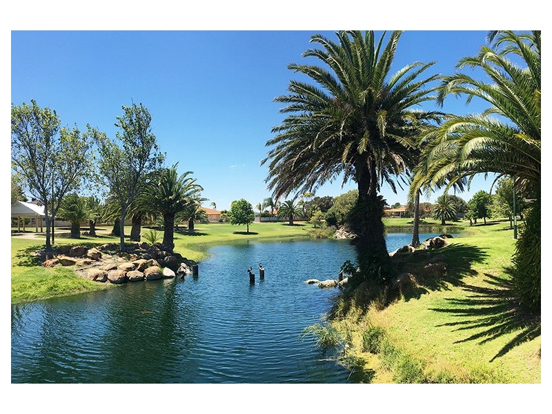 9 Bonnydoon Court, Cooloongup WA 6168