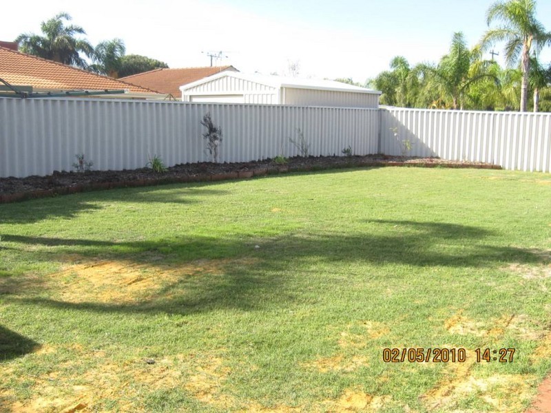 15 Cavalaire Mews, Port Kennedy WA 6172