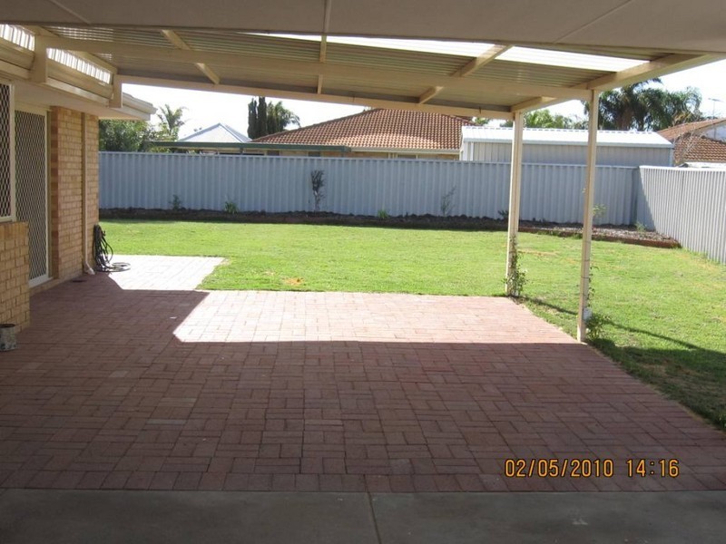 15 Cavalaire Mews, Port Kennedy WA 6172