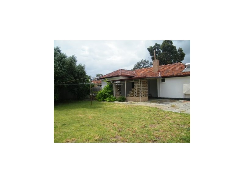 39 Holman Street, Melville WA 6156