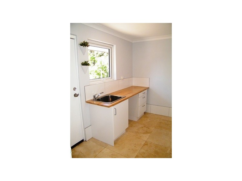 37 Glencoe Parade, Halls Head WA 6210