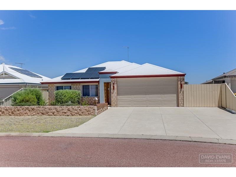 5 Dowerin Circuit, Lakelands WA 6180