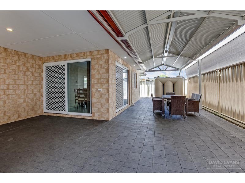 5 Dowerin Circuit, Lakelands WA 6180