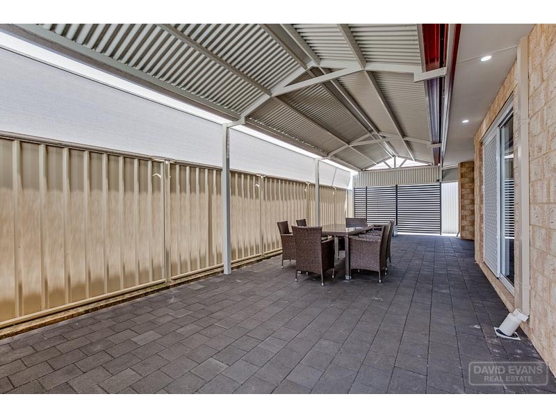 5 Dowerin Circuit, Lakelands WA 6180