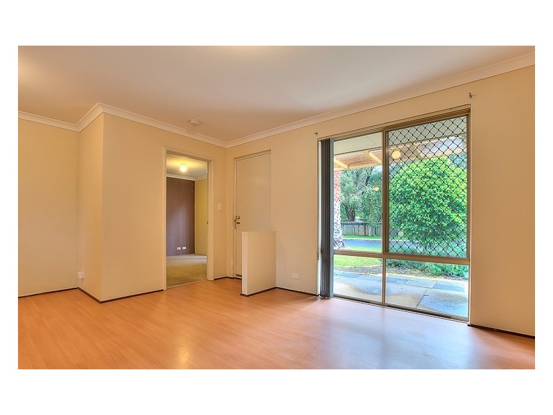 55 Inverness Drive, Meadow Springs WA 6210