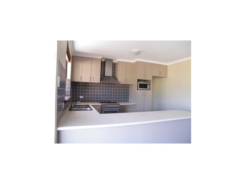 12 Yarle Court, Cooloongup WA 6168