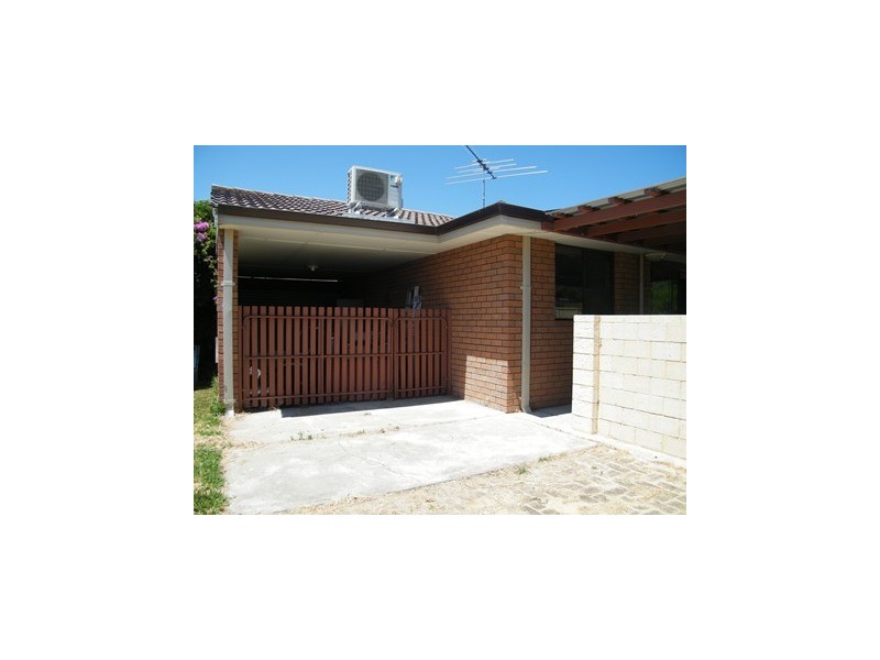 12 Yarle Court, Cooloongup WA 6168