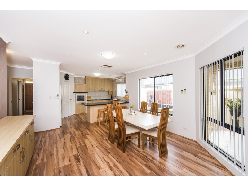 38 Rees Crescent, Rockingham WA 6168