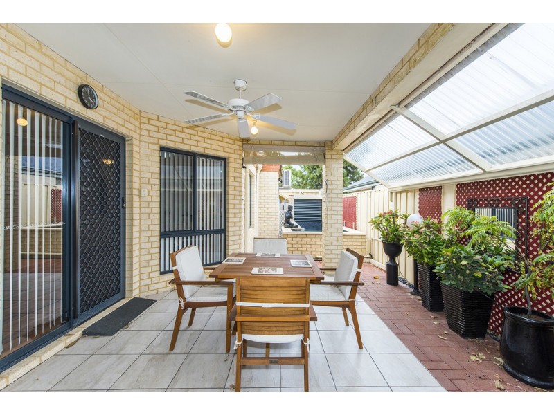 38 Rees Crescent, Rockingham WA 6168