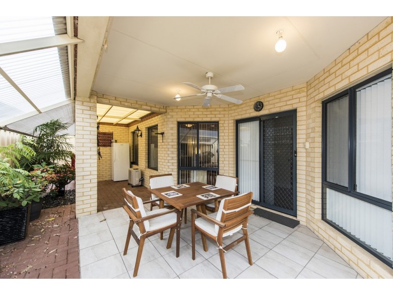 38 Rees Crescent, Rockingham WA 6168