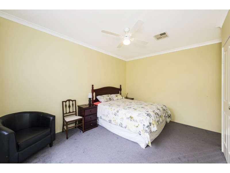 38 Rees Crescent, Rockingham WA 6168