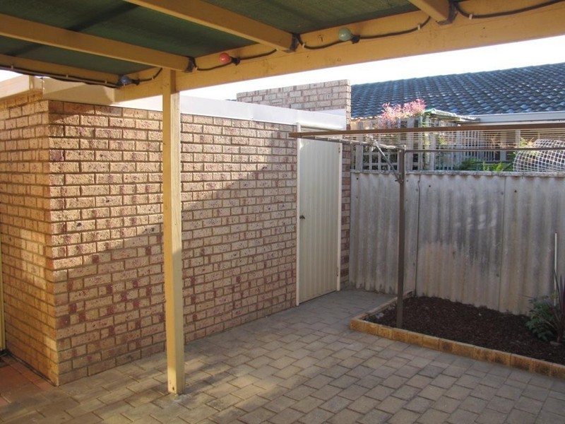 22/8 Merope Close, Rockingham WA 6168